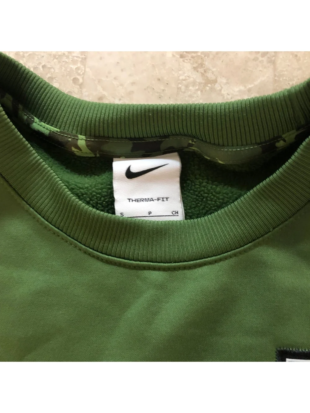Nike sweatshirt does